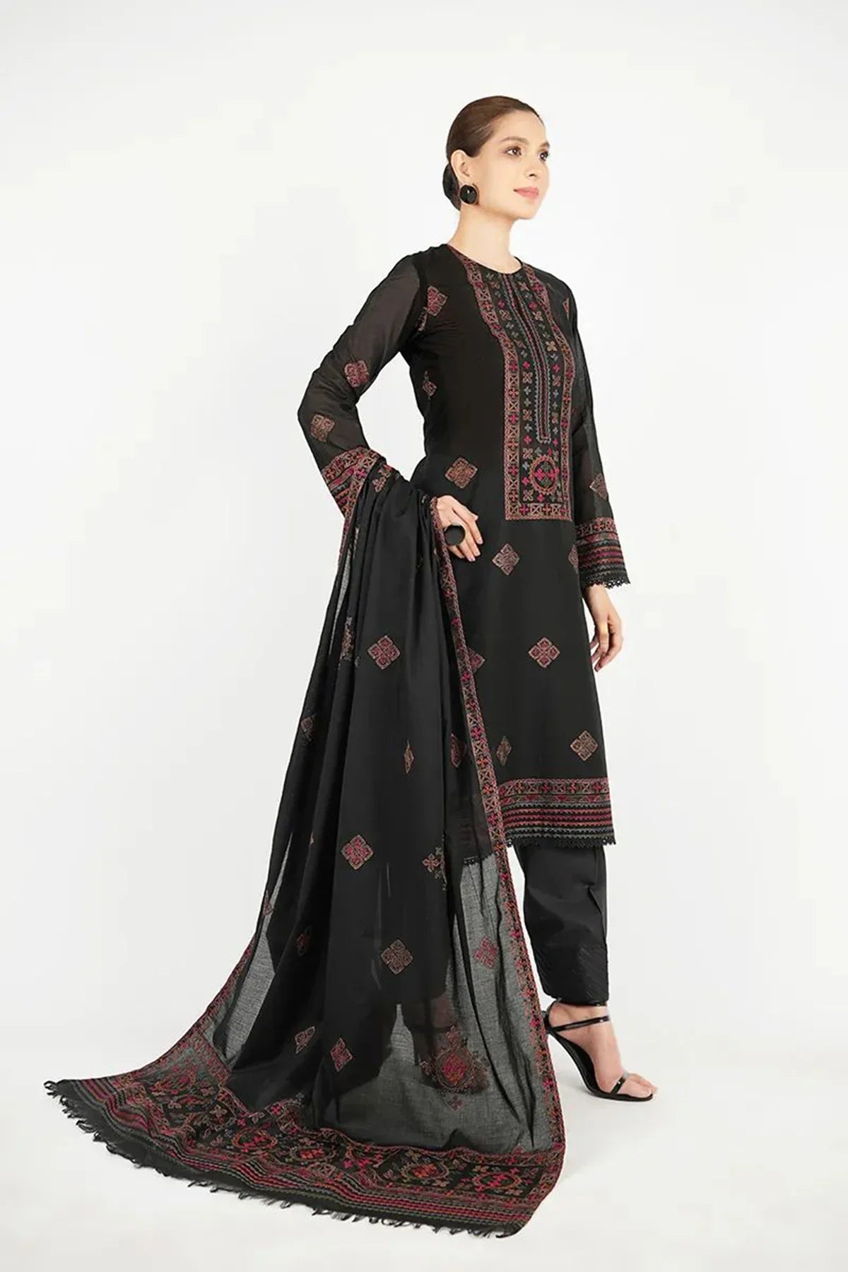 BAREEZE 3PC DHANAK EMBROIDERED SHIRT WITH DHANAK SHAWL AND TROUSER DN-2034