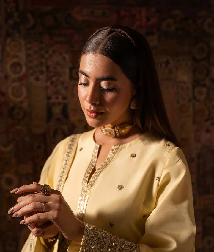 HUSSAIN REHAR 3PC DHANAK EMBROIDERED SHIRT WITH DHANAK SHAWL AND TROUSER DN-2071